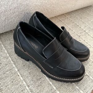 Blondo Black Platform Penny Loafers Flats